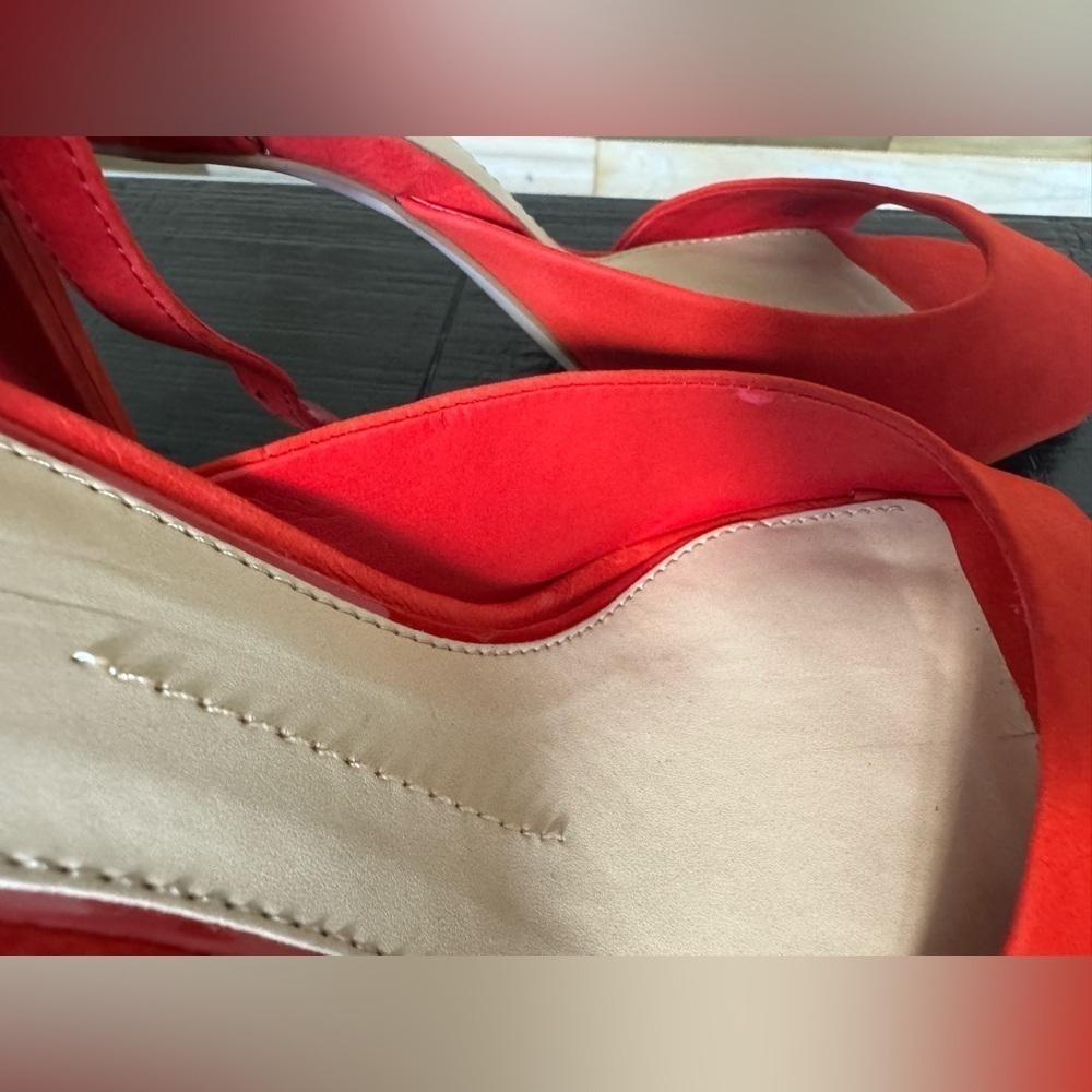 Gianni Bini heeled strapy sandal Red Suede SZ 10 New - Picture 6 of 11